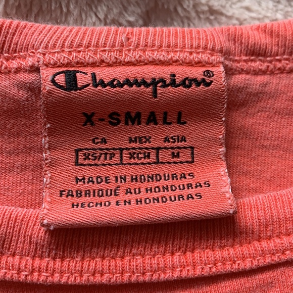 Cropped Champion T-Shirt - Picture 2 of 2